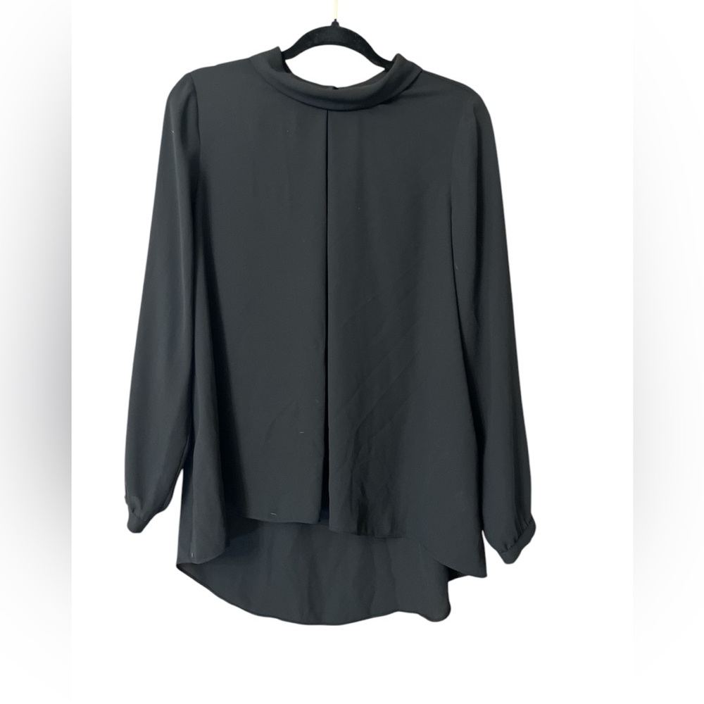 Vince Camuto black blouse